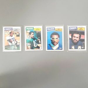 4 NFL SUPERSTARS CARDS